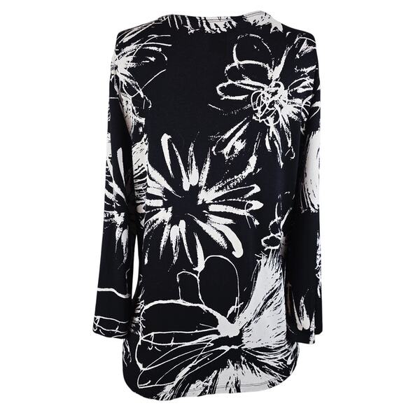 Lane Bryant Black & Cream Faux Wrap Business Casual Blouse 14/16 - Picture 3 of 4